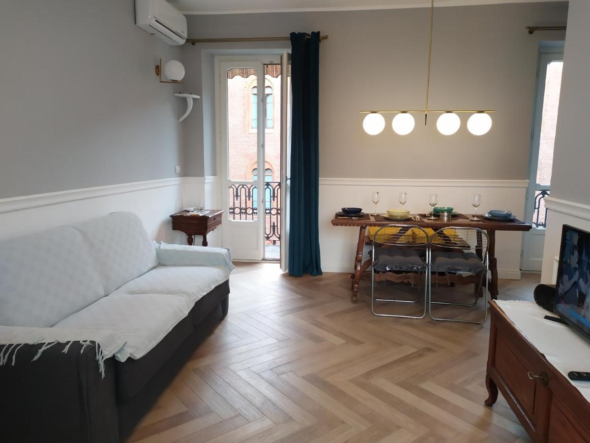Apartamento Casa Madama Rossini Turín Exterior foto