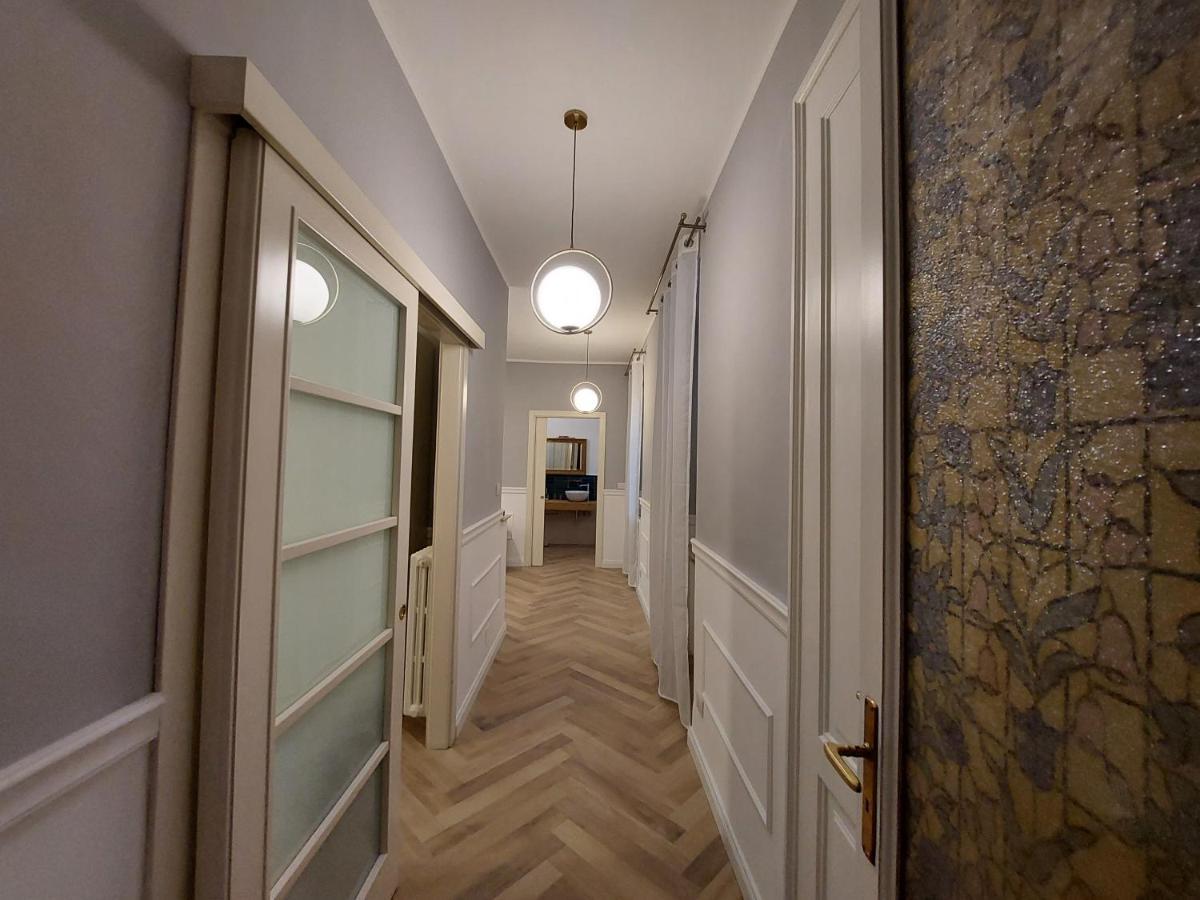 Apartamento Casa Madama Rossini Turín Exterior foto