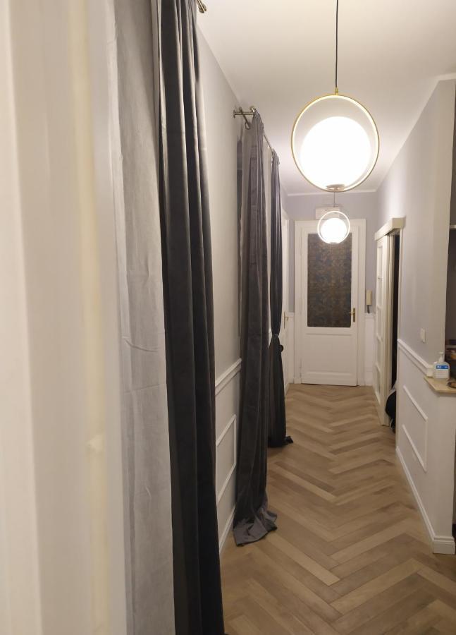 Apartamento Casa Madama Rossini Turín Exterior foto